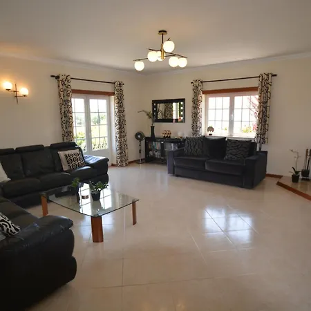 Vista Do Monte, Large Villa, Balcony Views, Private Heated Pool Near Silver Coast