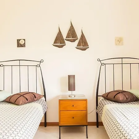 Vista Do Monte, Large Villa, Balcony Views, Private Heated Pool Near Silver Coast וילה *