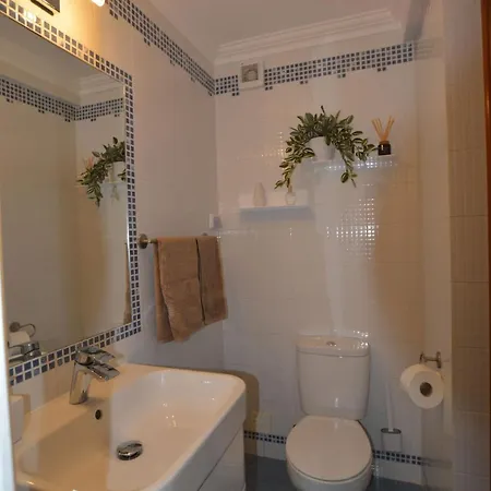 Vista Do Monte, Large Villa, Balcony Views, Private Heated Pool Near Silver Coast